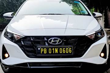 Hyundai I20 Asta MT with Sunroof PTL